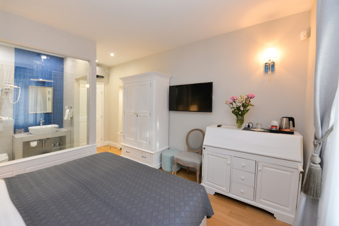 The Duke Split - luxury rooms for rent in the city center of Split Split